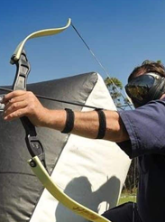 Samen spelen met boogschieten op onze camping