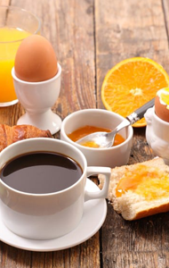 Een ontbijtje hoort erbij, ook wanneer je aan het kamperen bent